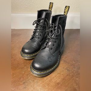 Dr Martens 1460 Vonda Modo Women’s Floral Boots size 8 US/38 EU